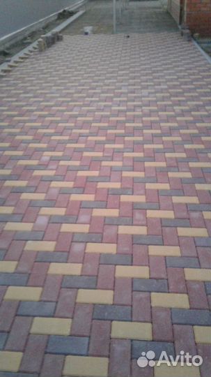 Укладка тротуарной плитки