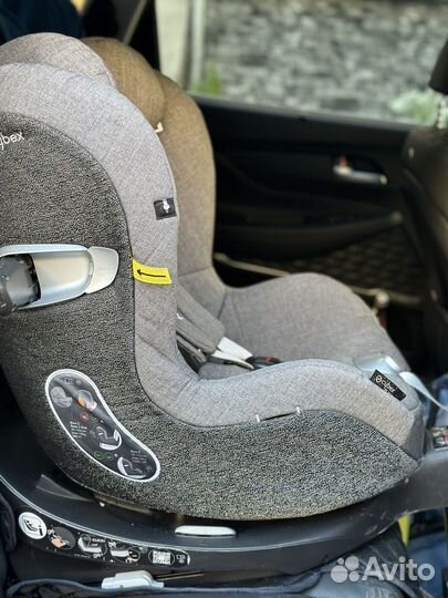 Автокресло cybex sirona z i-size + база Isofix