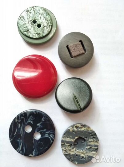 Пуговицы