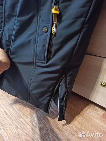 Парка зимняя в идеальном состоянии 158 см