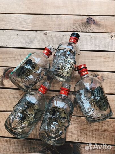 Бутылка Череп 1 шт