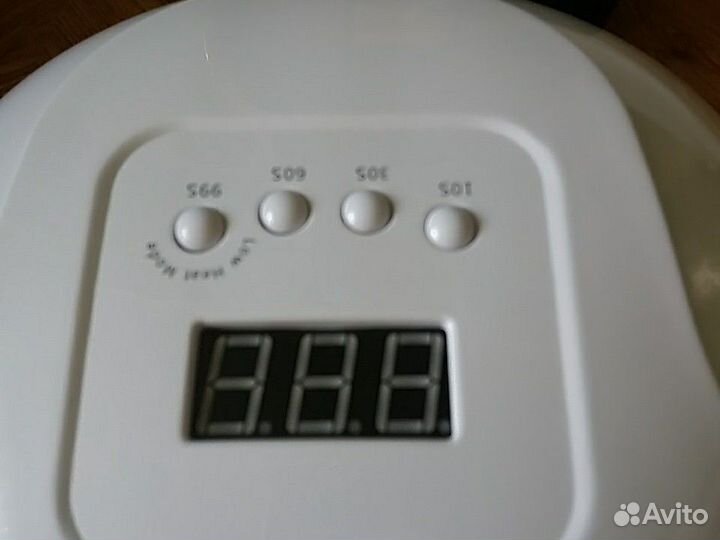 Лампа для ногтей новая