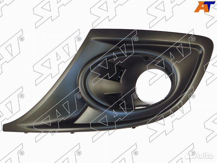 Оправа туманки новая Renault Megane III 2012-2014