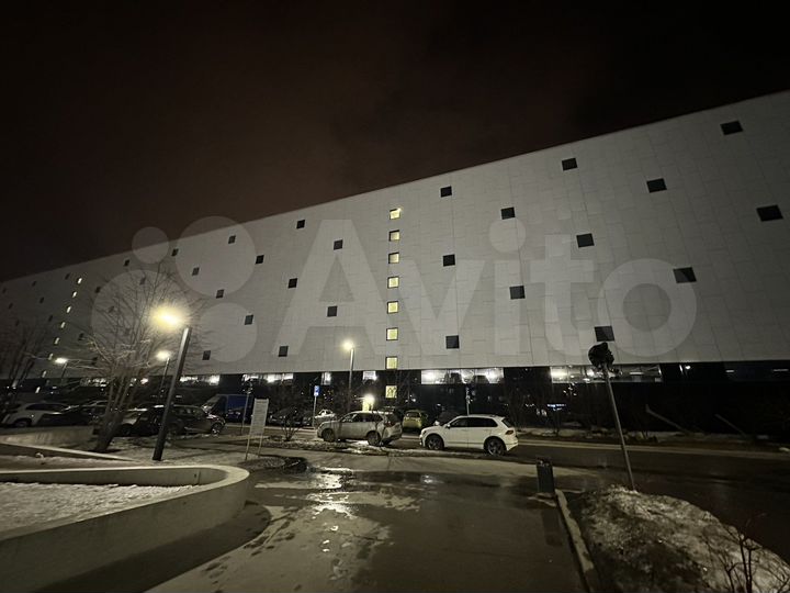 Машиноместо, 13 м²