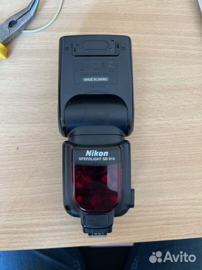 Вспышка Nikon Speedlite SB-910