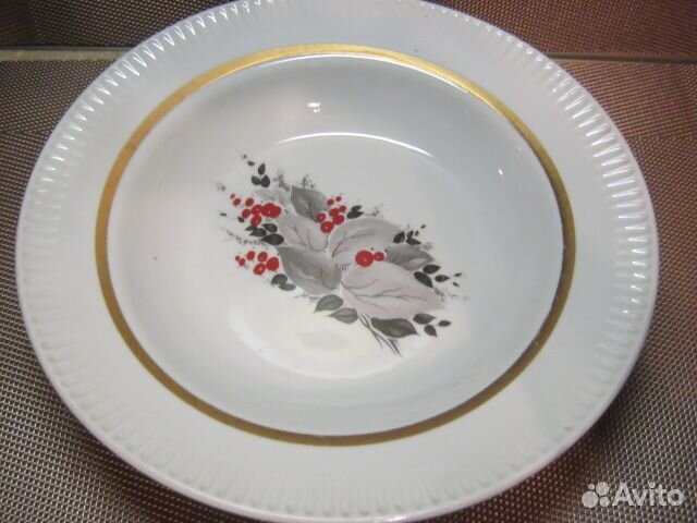 Тарелки Красный фарфорист СССР