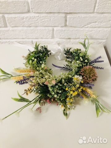 Венок на голову из цветов