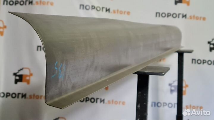 Ремонтный порог правый Toyota HiAce