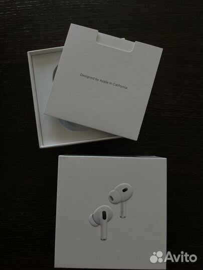 Коробка от airpods pro