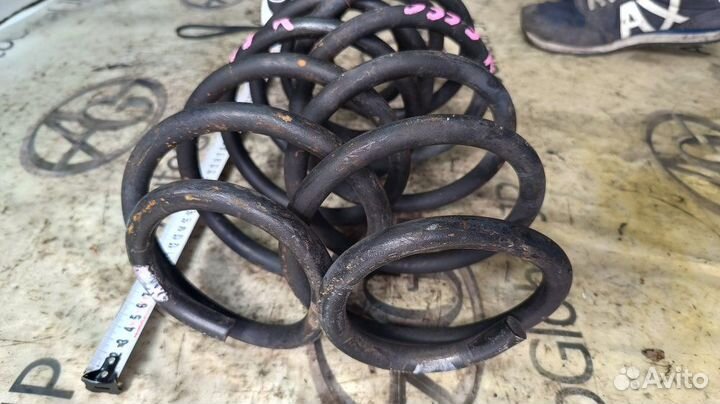 Пружина задняя Jeep Grand Cherokee