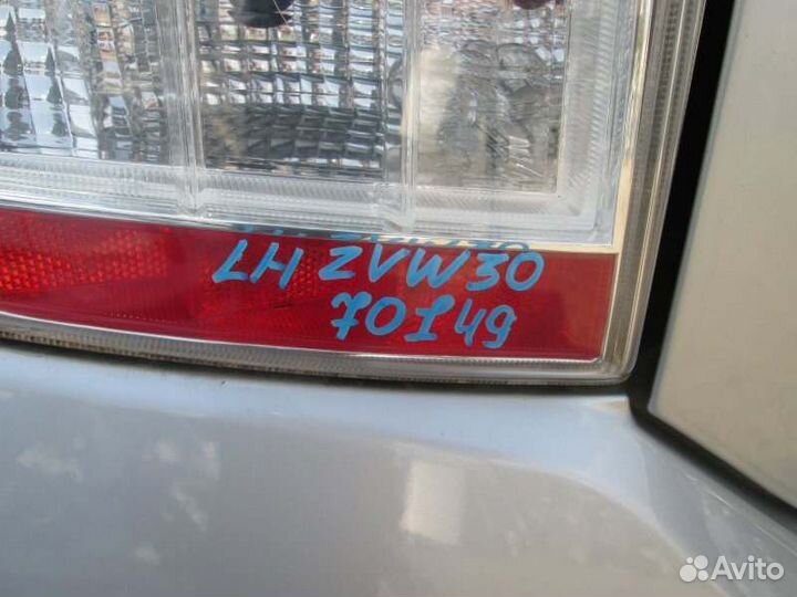 Стоп левый Toyota Prius ZVW30 2ZR-FXE 2009/10