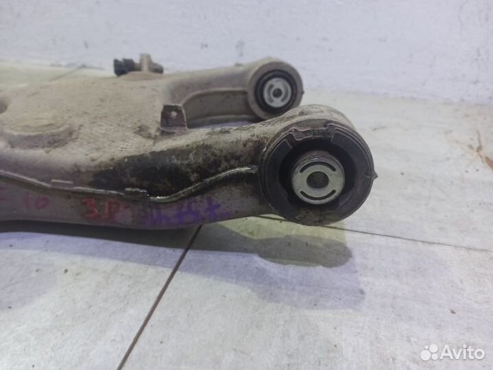 Рычаг задний нижний левый