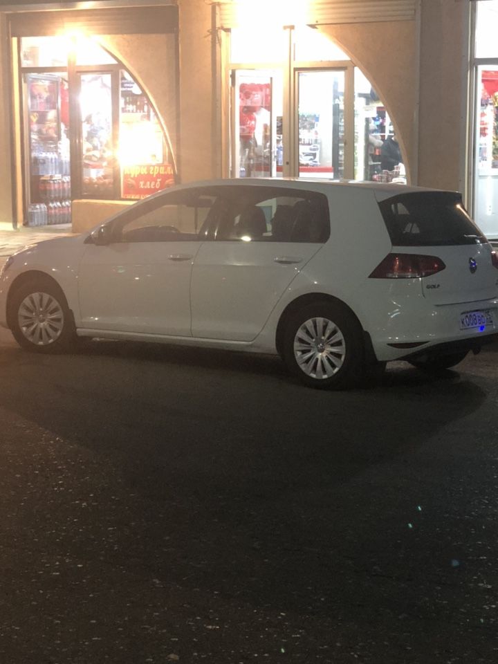 Volkswagen Golf: фото владельца