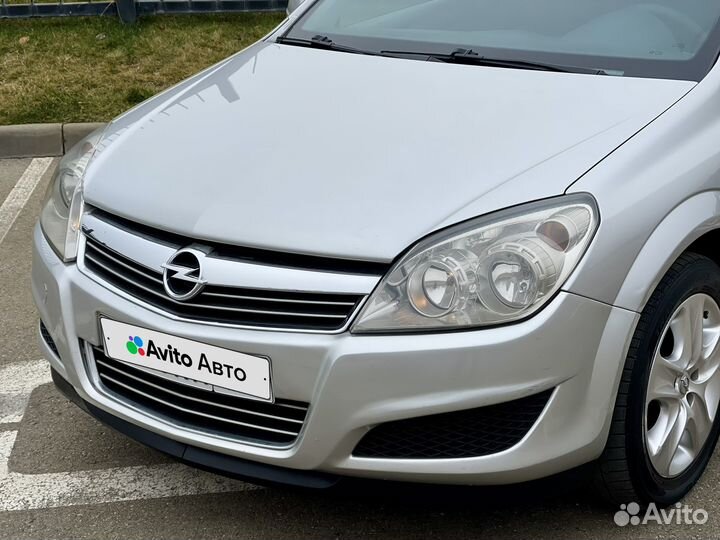 Opel Astra 1.8 AT, 2012, 157 777 км