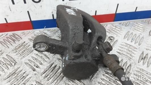 Суппорт тормозной задний правый toyota avensis T25