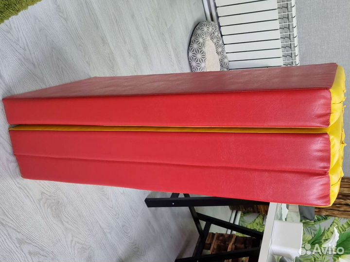 Мат гимнастический