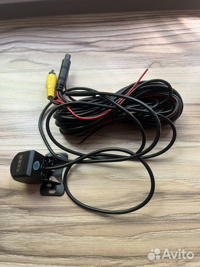 Камера заднего хода универсальная