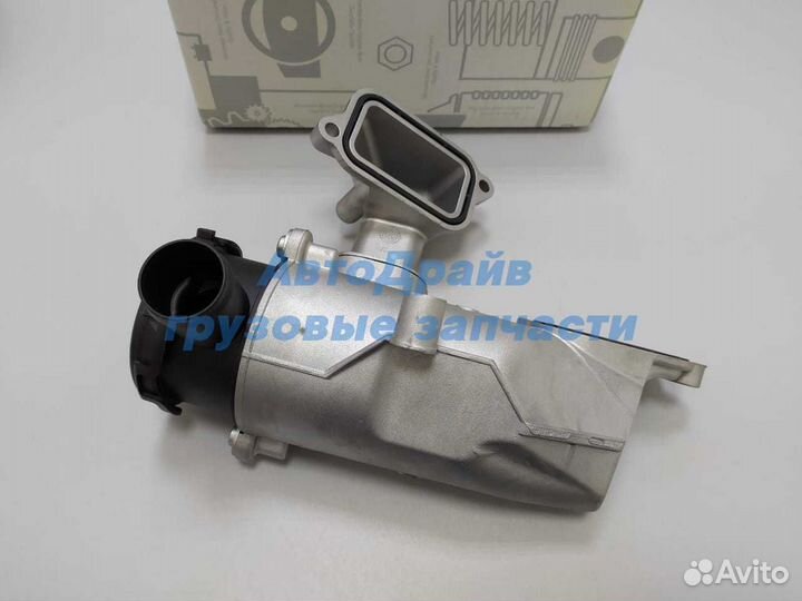 Сапун Mercedes Axor мотор OM457LA A0000188235