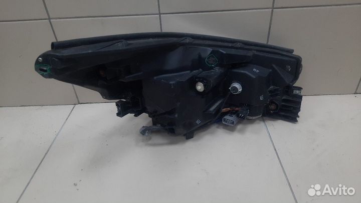 Фара левая Subaru Forester