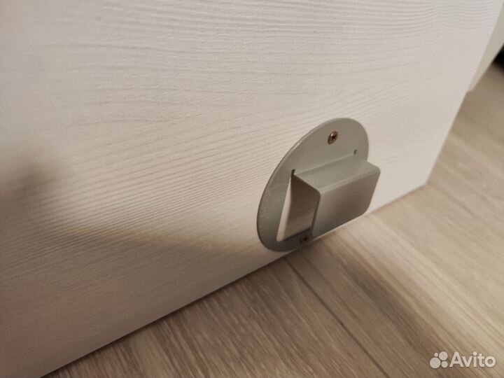 Защитный бортик для кровати