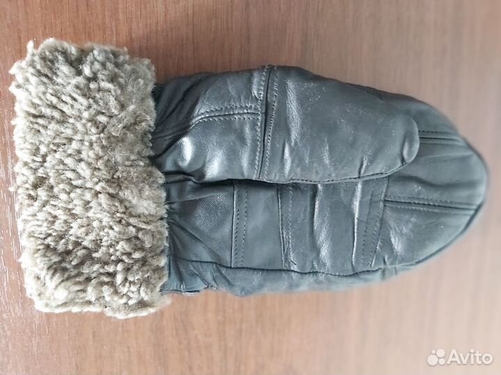 Варежки кожаные меховые