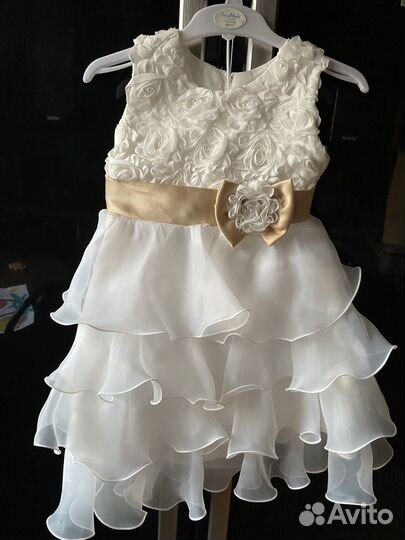 Платье нарядное 110