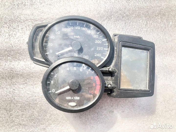 BMW R1200R 2007 приборная панель