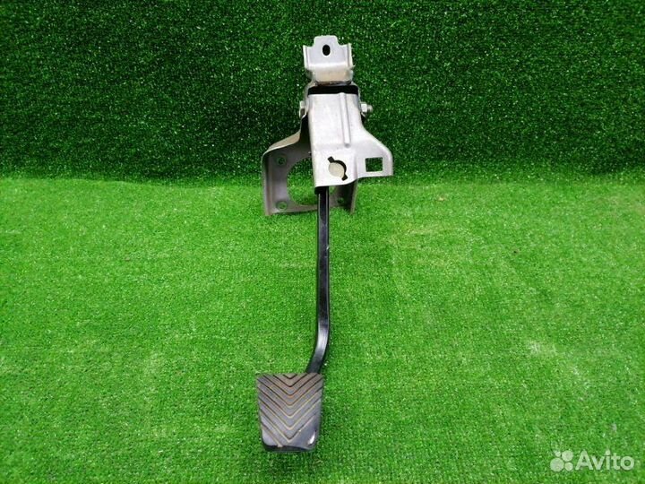 Педаль тормоза Kia Rio 3 QB 1.6 G4FC 2013