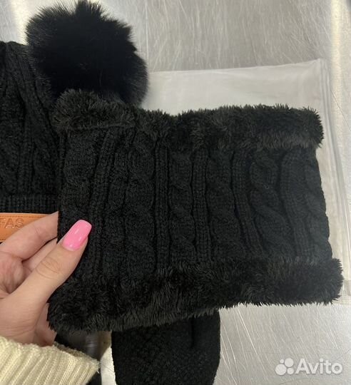 Десткая шапочка, комплект варежки, снуд