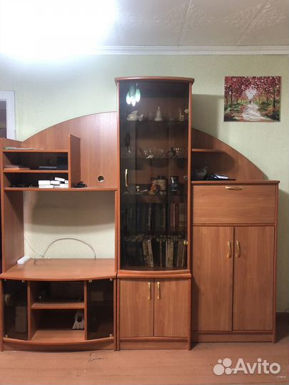 Стенка в гостиную