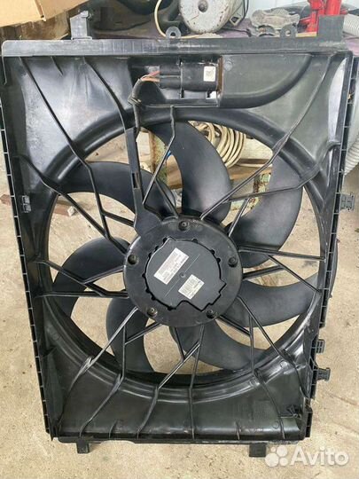 Вентилятор радиатора Mercedes E-Class W212
