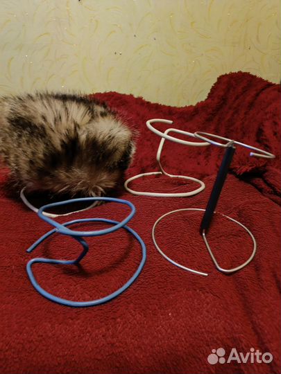 Подставки для шапок