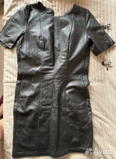 Платье из натуральной кожи