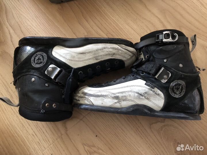 Xsjado Falmer II, Deshi Carbon. Агрессивные ролики