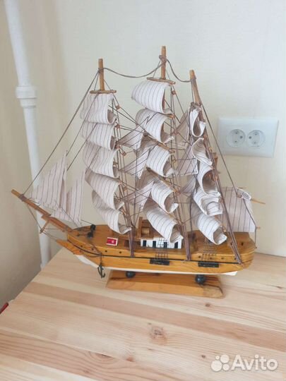Деревянный корабль