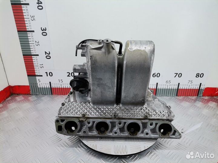 Коллектор впускной Opel Vectra B 1997