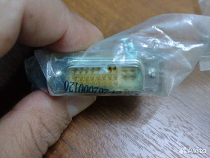 Адаптер DVI to D-sub Gigabyte 12CT2-1DVI01-12