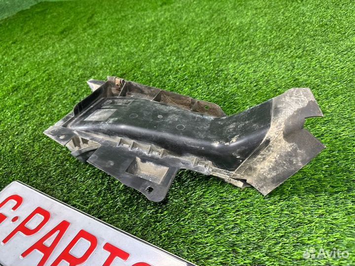 Воздуховод охлаждения тормозов передний правый Bmw