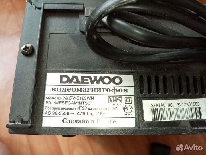 Видеомагнитофон