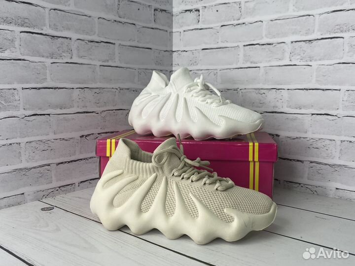 Текстильные кроссовки