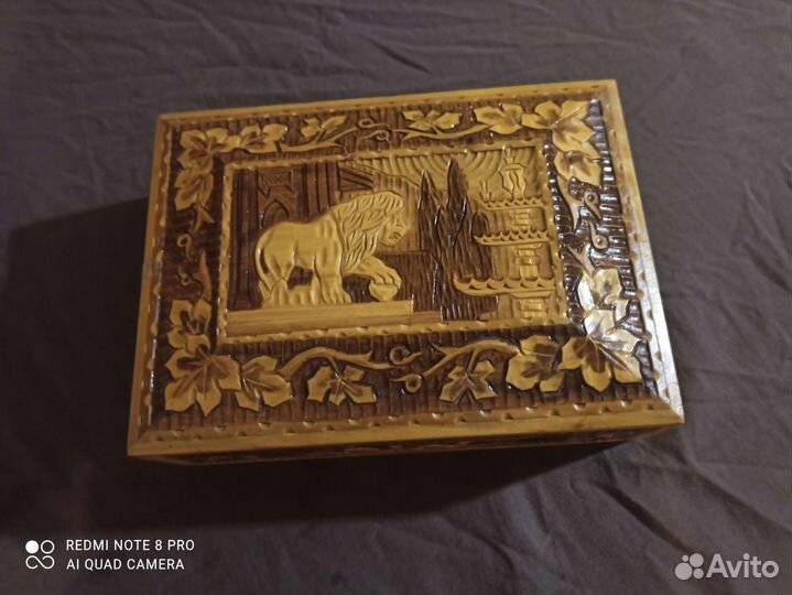 Продам деревянную шкатулку ручной работы