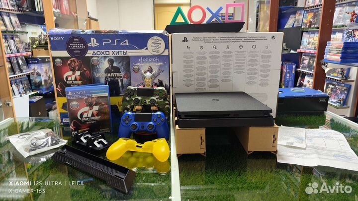 PS4 Slim (2108) 2 Геймпада/50+ Игр/Док станци-Под