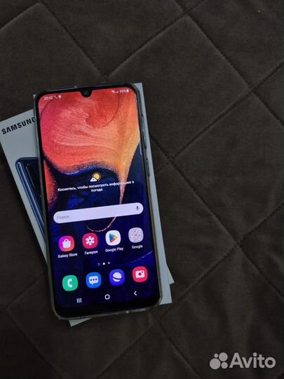 Samsung Galaxy A50, 4/64 ГБ