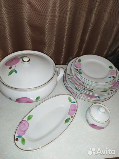 Набор столовой посуды