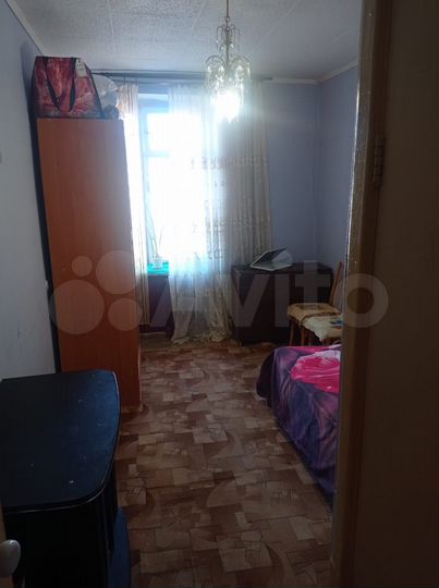 Комната 8 м² в 3-к., 6/9 эт.