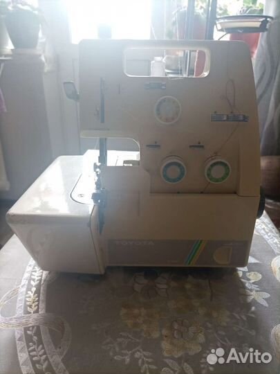 Оверлок для швейной машины