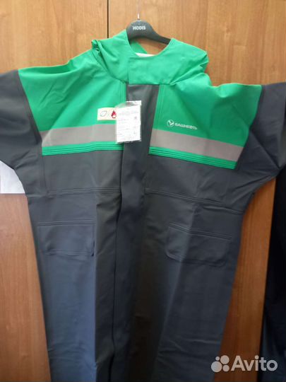 Плащ мужской