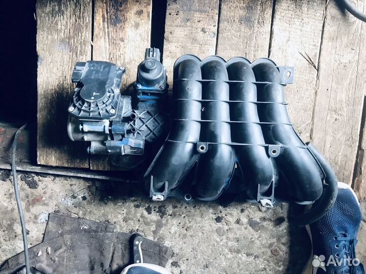 Впускной коллектор lancer X