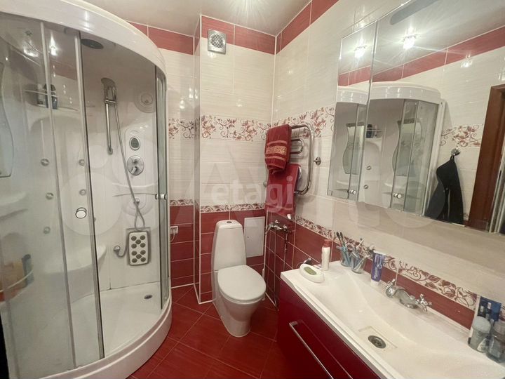 3-к. квартира, 110 м², 8/12 эт.