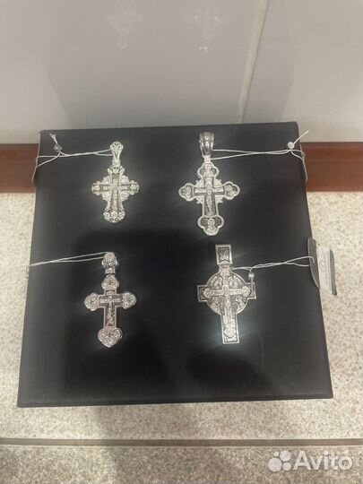 Серебряный крест